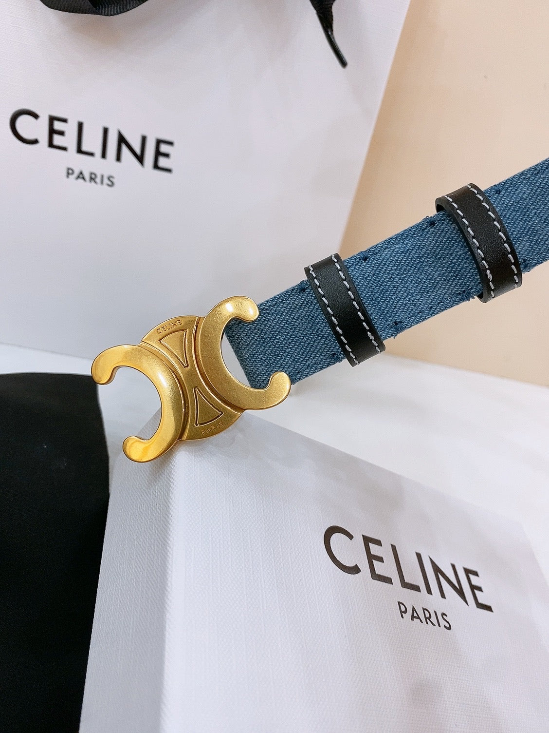 CELINE 25S BELT TRIOMPHE TAURILLON 25MM IN BLACK CALFSKIN AND DENIM 558349